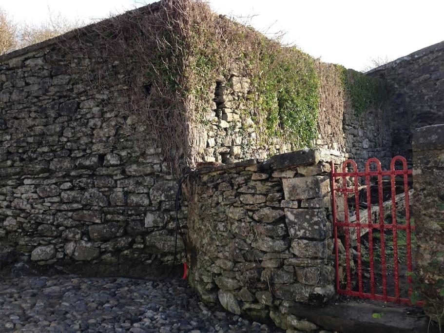 Fermoyle Properties Carleys Cottage Fanore Екстериор снимка
